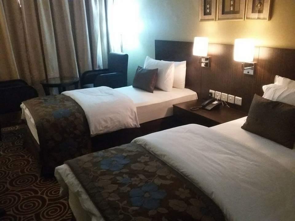 Rush Inn Hotel Dubai Bagian luar foto