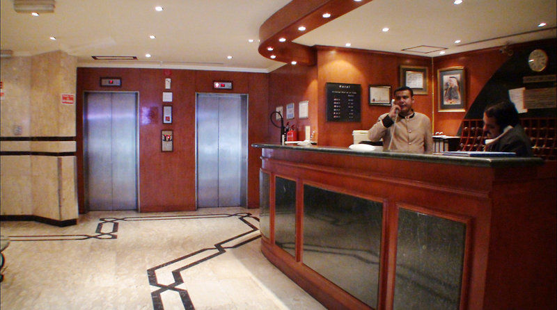 Rush Inn Hotel Dubai Bagian luar foto