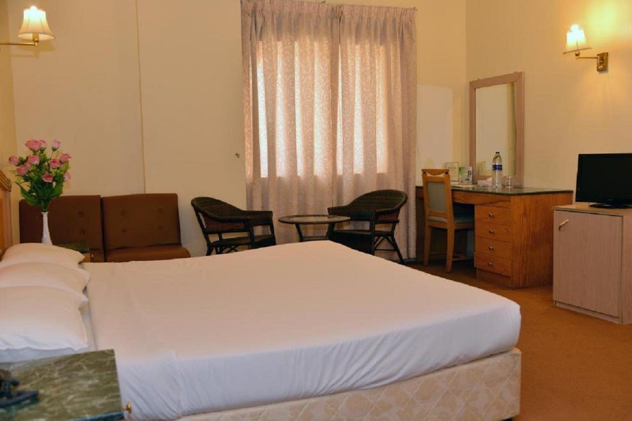Rush Inn Hotel Dubai Bagian luar foto