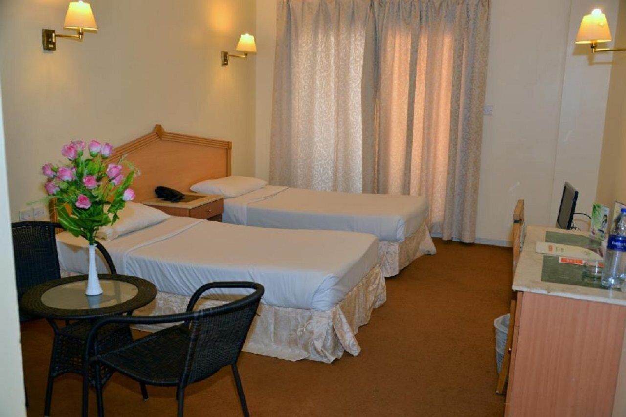 Rush Inn Hotel Dubai Bagian luar foto