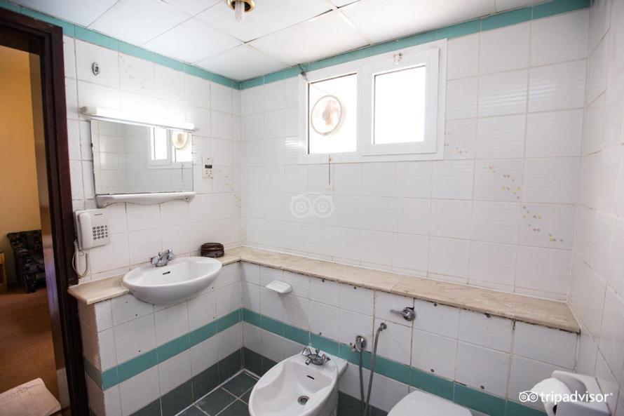 Rush Inn Hotel Dubai Bagian luar foto
